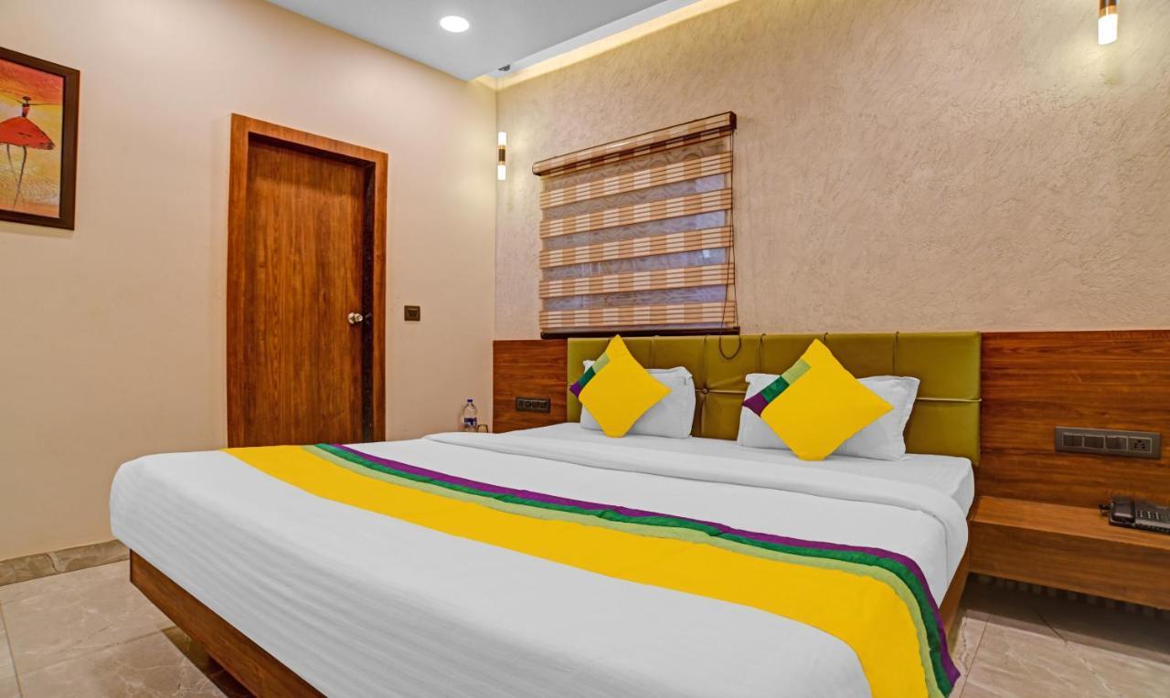 Hotel Abhilasha Inn Pachmarhi Exterior photo